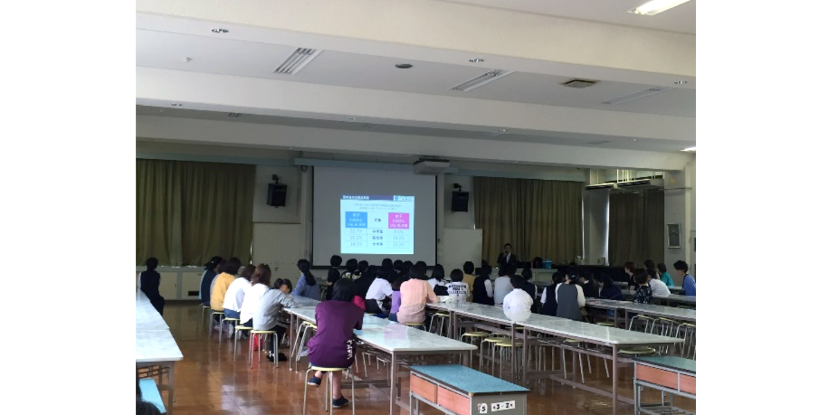 『平山中学校PTA第一回家庭教育学級』にて貧血予防講演会を行いました。
