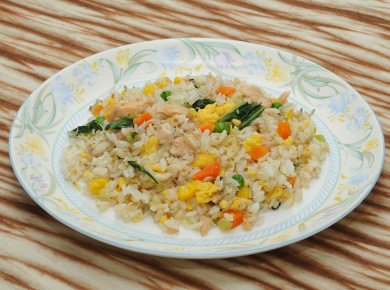 鮭と青梗菜のチャーハン