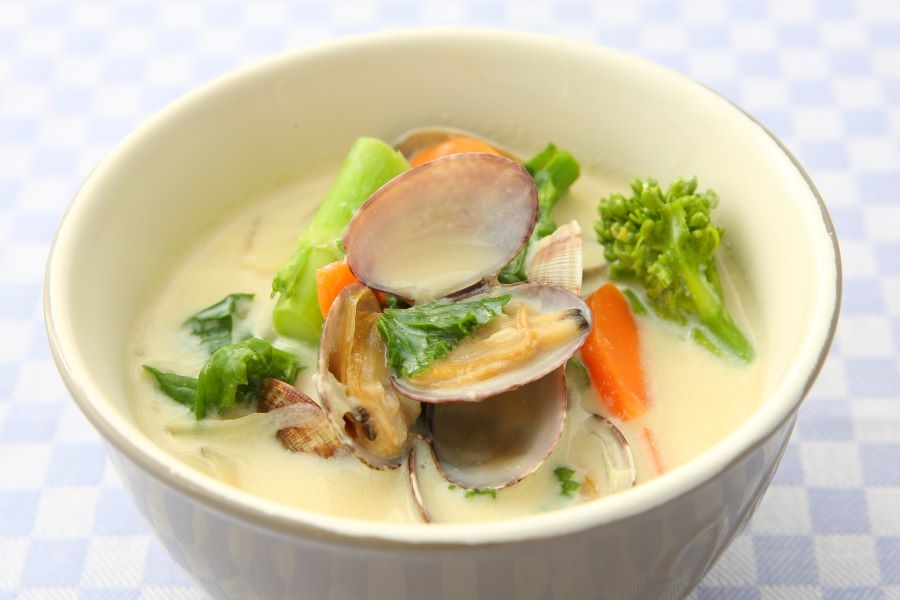 【かしこく、おいしく！健康レシピ】あさりと菜の花の豆乳スープ