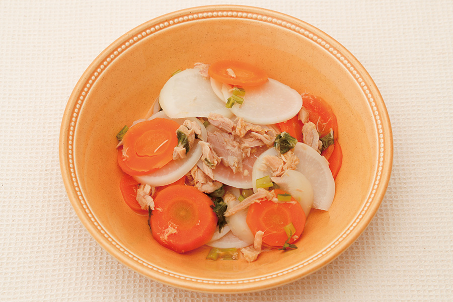 にんじんとかぶとツナのスープ煮